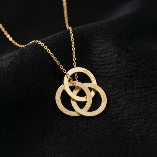Family Necklace, Custom Name Circle Pendant, Interlocking Circles Mother Necklace, Personalized Gift for Mom Grandma